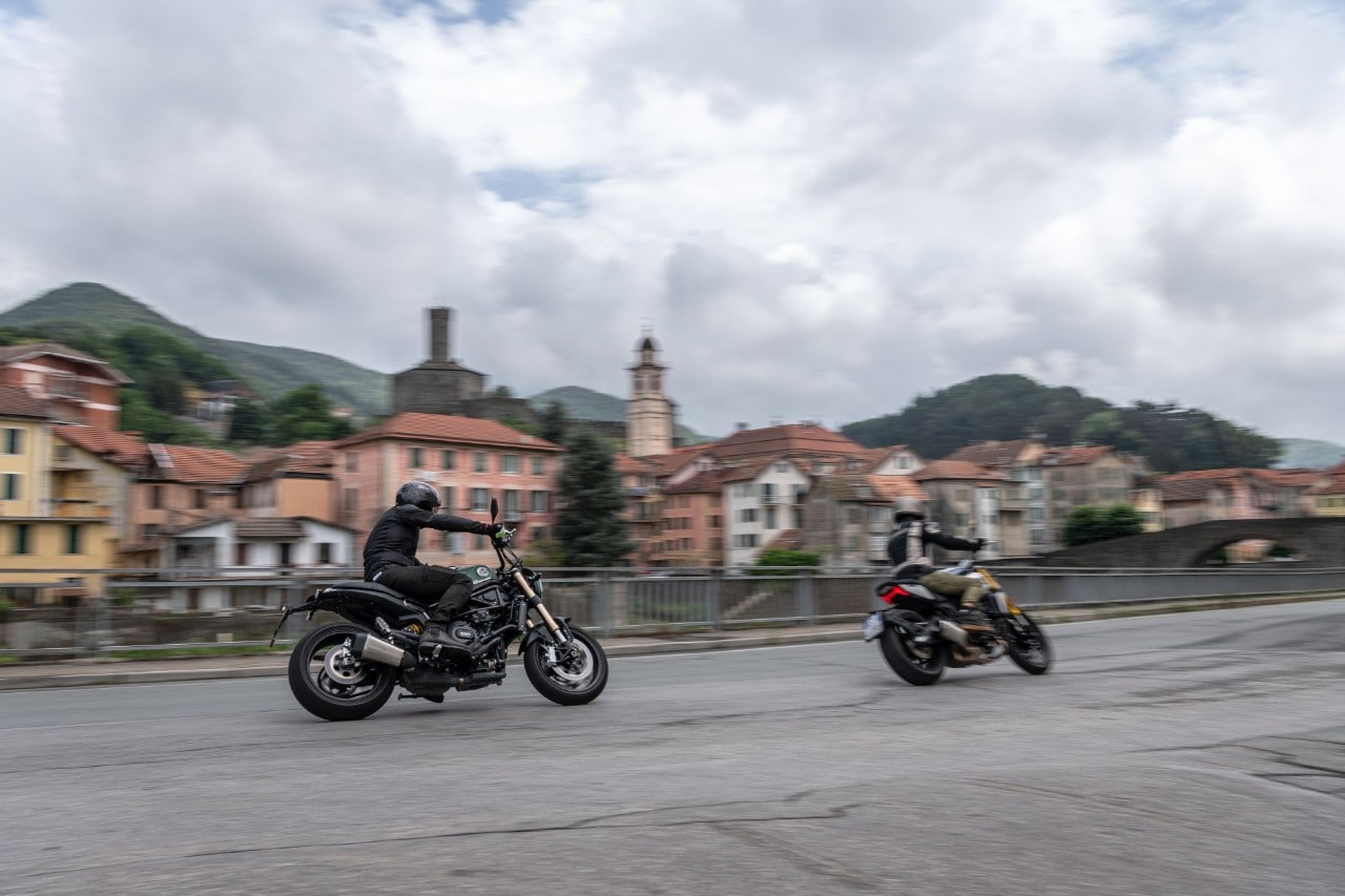 Benelli Leoncino 800 VS CFMOTO 700CL-X Heritage: prova a prendermi!